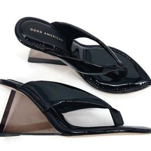 Good American Clear Wedge Black Sandal Heels Size 7.5 GA077P-X